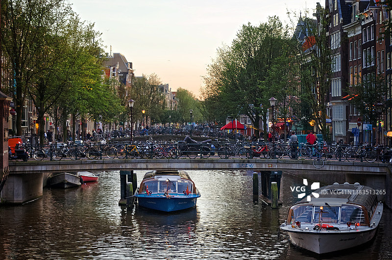 荷兰阿姆斯特丹的壮丽运河图片素材