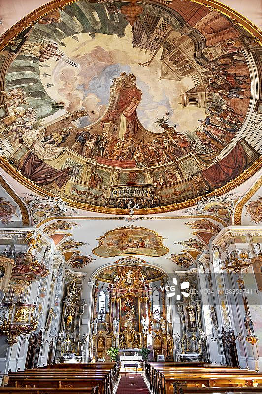 德国巴伐利亚阿尔高维根斯巴赫的圣潘克拉提乌斯教区教堂图片素材