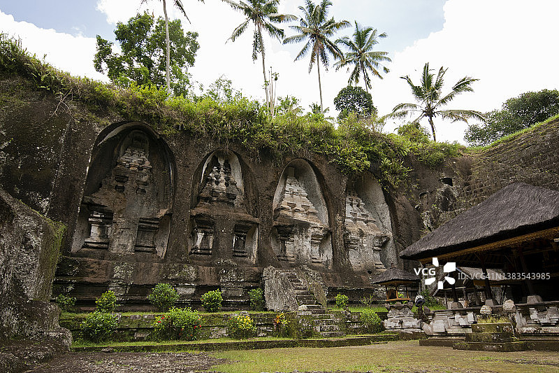 卡维山寺庙的岩凿神龛图片素材