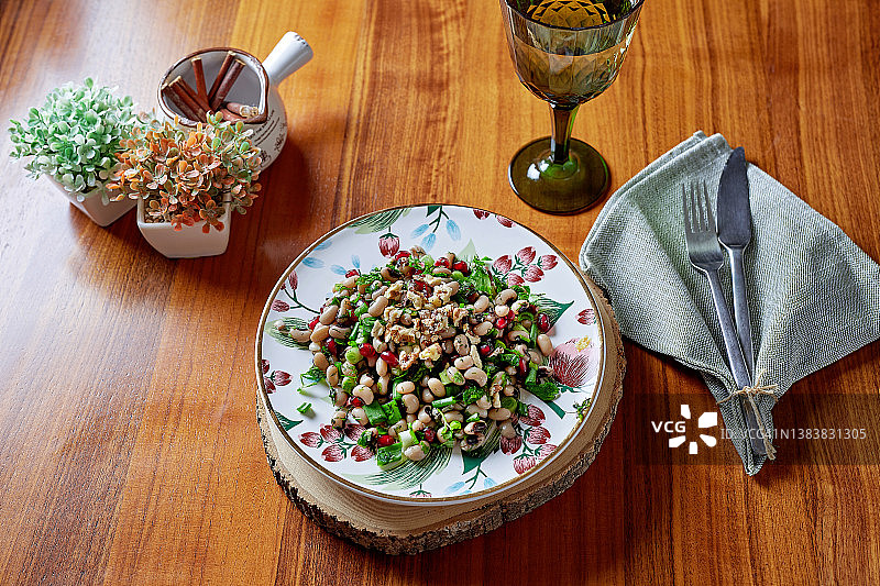 美味的黑眼豆沙拉图片素材