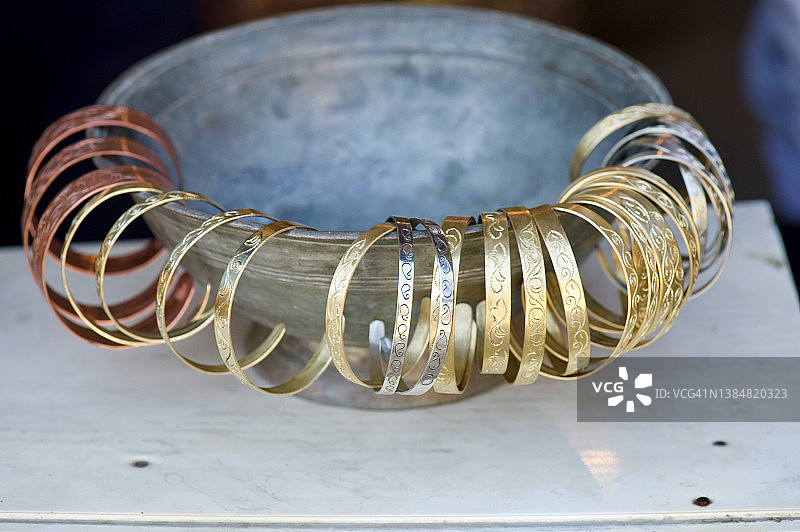 青铜手镯图片素材