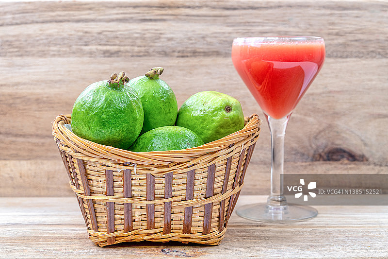 番石榴和果汁图片素材