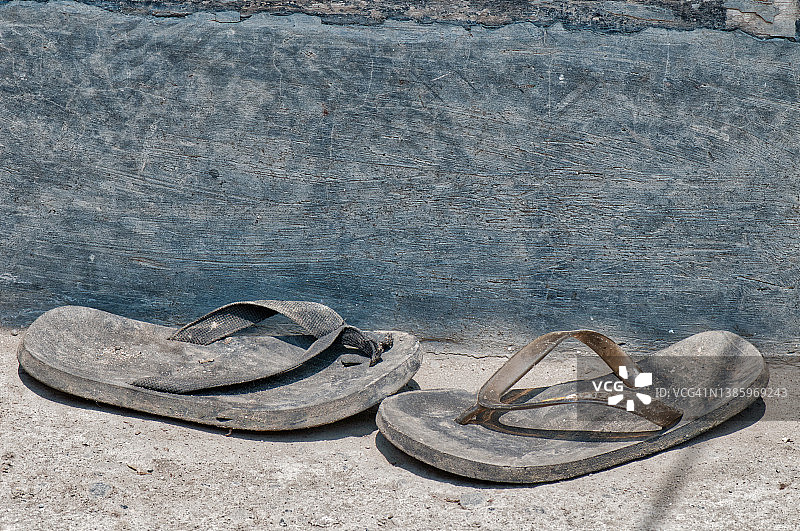 旧人字拖图片素材