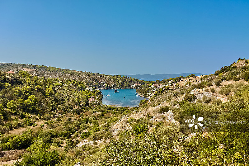 克罗地亚布拉奇岛博博维斯卡海滨村庄图片素材