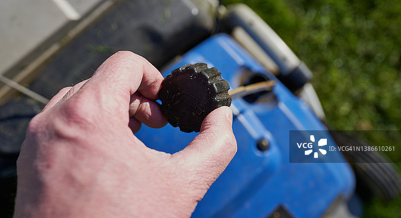 发动机油箱盖图片素材