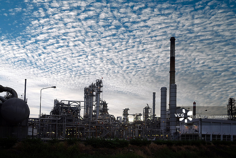炼油厂和石油化工厂图片素材