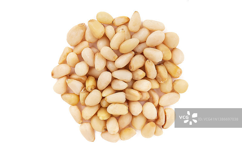 白色背景上的松子图片素材