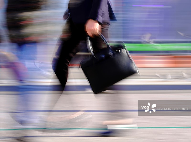 工作过度的商人图片素材