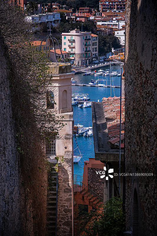 意大利托斯卡纳格罗塞托的埃尔科莱港图片素材