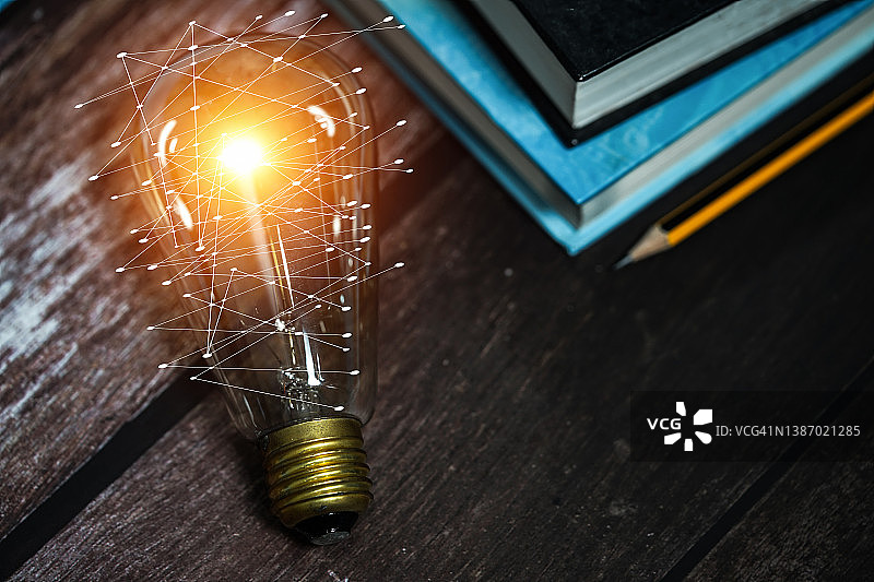教育和灯泡概念图片素材