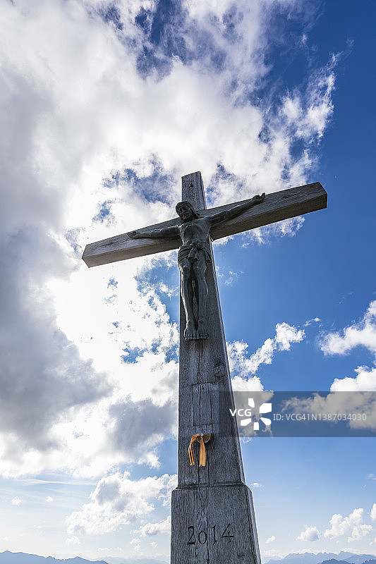 亚格坎普峰顶十字架图片素材