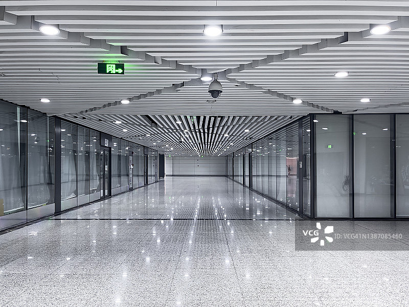 地铁站的地下通道图片素材