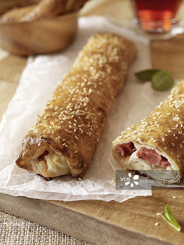 香肠馅糕点图片素材