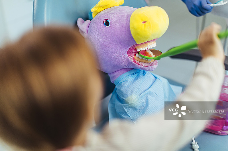 我们也检查一下他图片素材