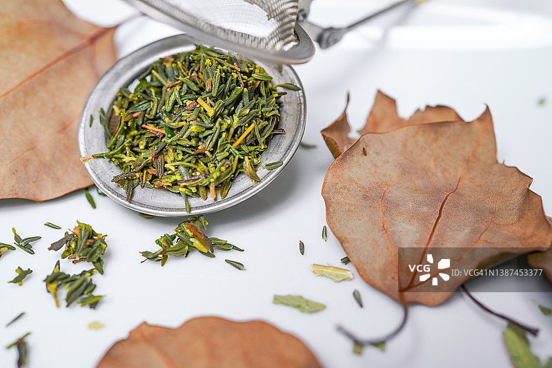 有机百里香茶冲剂(汤剂、凉茶- 95℃- 10分钟)图片素材