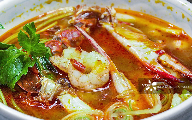 麻辣海鲜什锦火锅图片素材