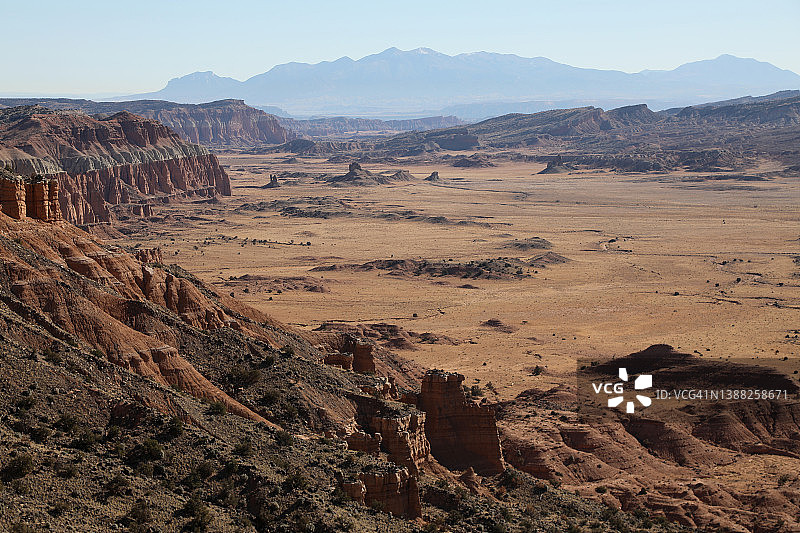 圆顶礁国家公园的大教堂谷图片素材