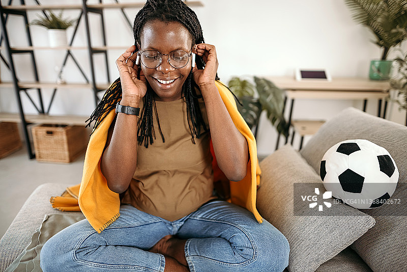 孕妇正在休息图片素材