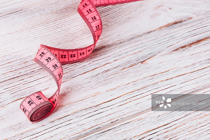 粉色卷尺图片素材