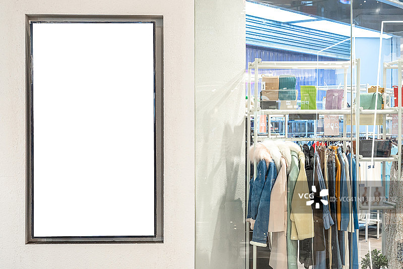 百货商店内的空白广告牌图片素材