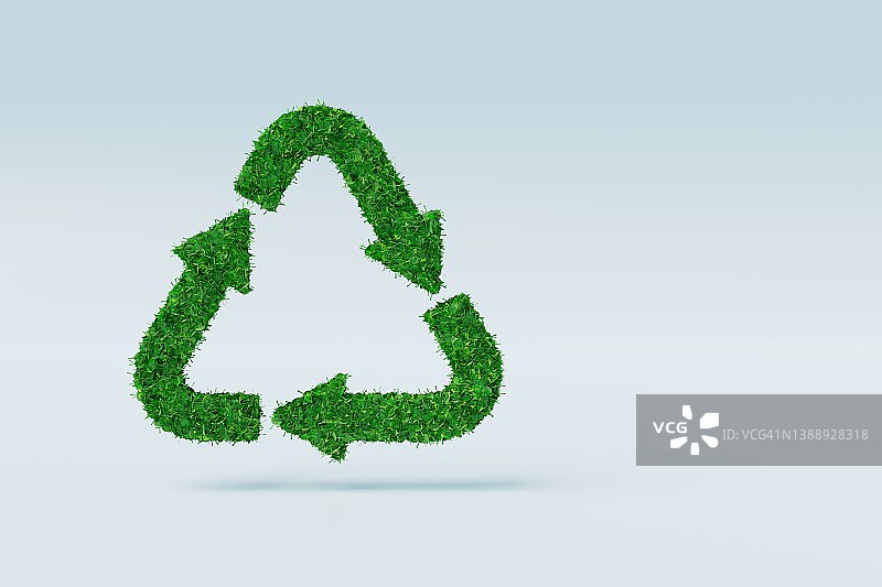 绿叶覆盖的回收标志图片素材