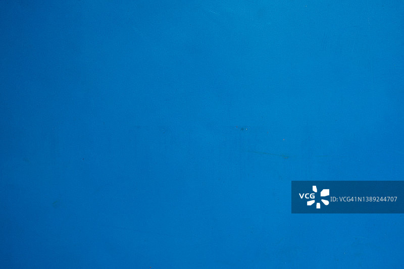 中蓝色至深黑色的颜色渐变图片素材