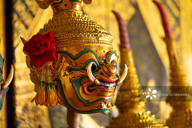 泰国文化：罗摩衍那文学中的孔剧面具舞图片素材