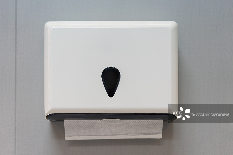 挂在墙上的纸盒特写图片素材