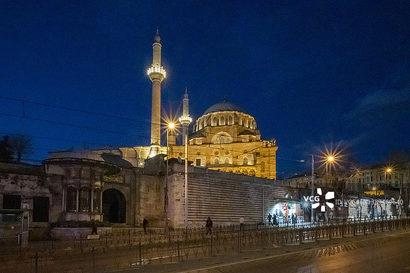拉莱利清真寺，位于伊斯坦布尔法蒂赫区拉莱利图片素材