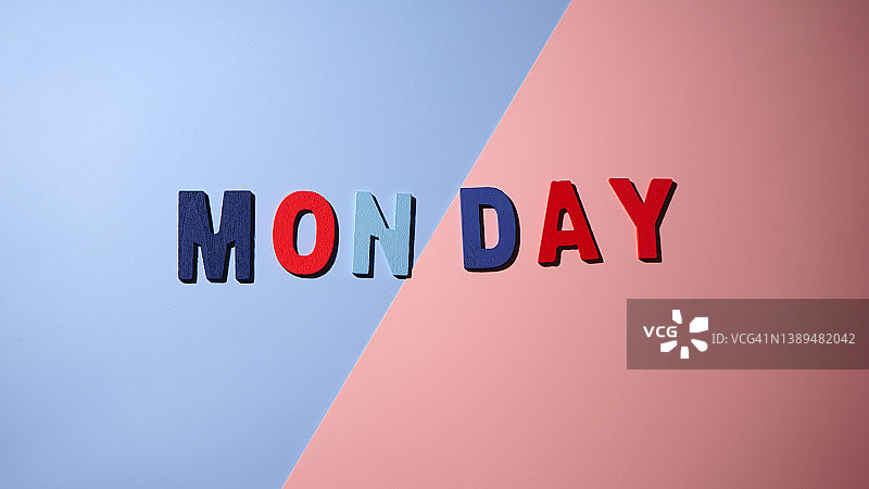 星期一文字方块平铺图片素材