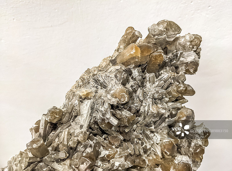 石膏晶体图片素材