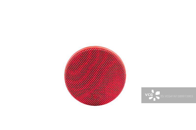 白色背景上的红色无线扬声器照片图片素材