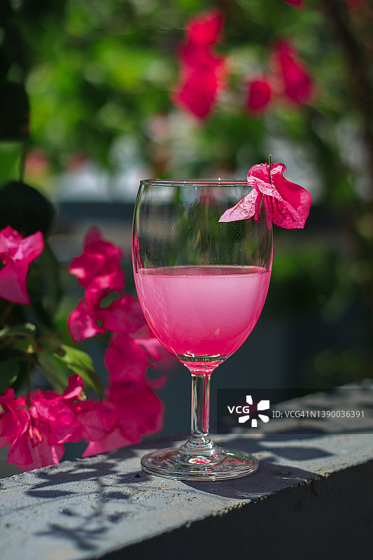 三角梅花饮品图片素材