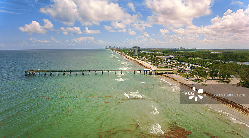 达尼亚海滩码头海景图片素材