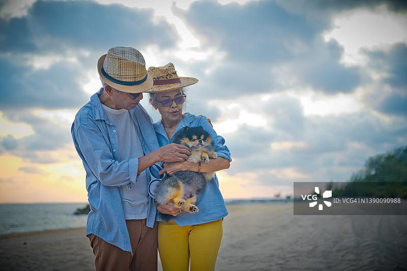 在老化的路线上图片素材