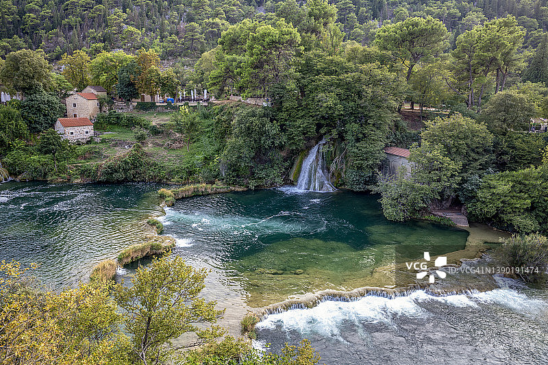 克罗地亚希贝尼克-克宁Krka国家公园Skradinski Buk瀑布美景图片素材