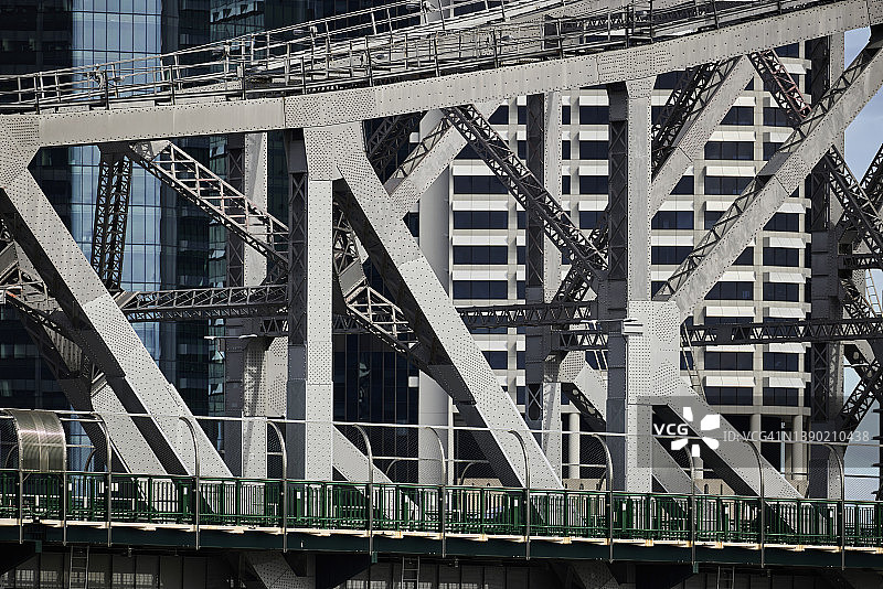 布里斯班故事桥的灰色钢桥几何图案图片素材