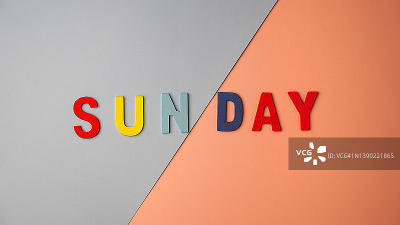 星期日文字方块平铺图片素材