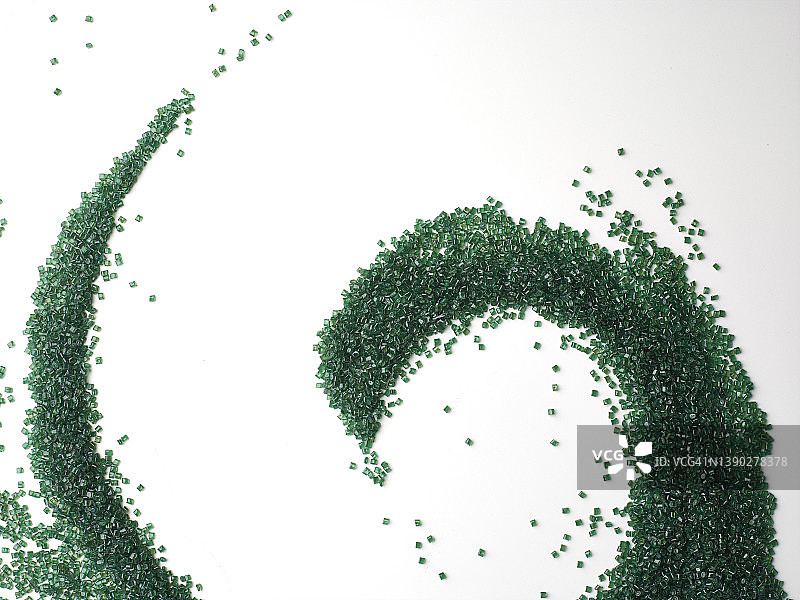 再生聚合物制成的海浪图片素材