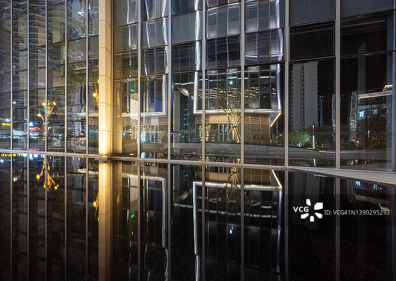 建筑外景的倒影图片素材