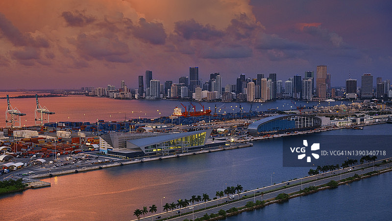 迈阿密市中心和道奇岛图片素材