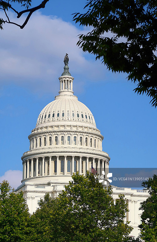 美国国会大厦，国会山 – 美国华盛顿特区图片素材