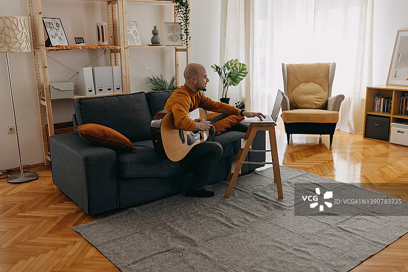 我想成为最好的吉他手图片素材