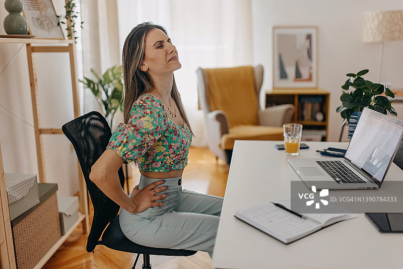 巨大的痛苦图片素材