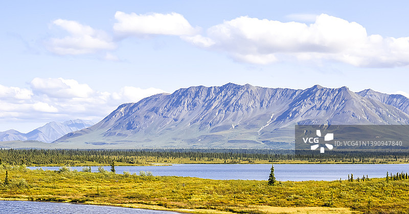 阿拉斯加州楚加奇山脉图片素材