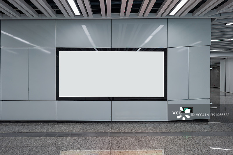 墙上的空白广告屏幕图片素材