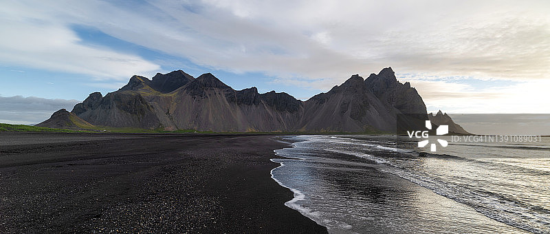 冰岛Stokksnes海角的美丽风光图片素材
