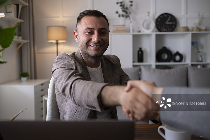 我们达成协议！图片素材