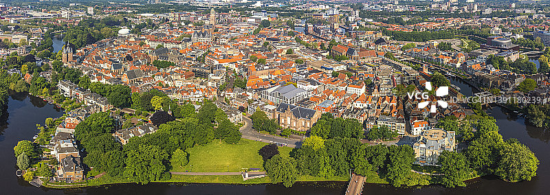 兹沃勒鸟瞰春景图片素材