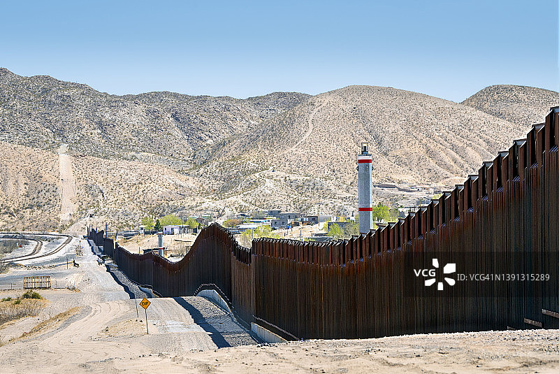 边境墙，新墨西哥州桑兰公园图片素材